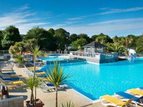 Domaine De Kerlann 4 Etoiles - Mobil Home 2 Chambres - 2 Sdb - 315 Pont-Aven Dış mekan fotoğraf